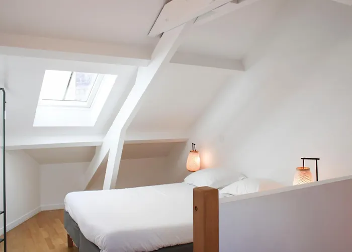 Cozy Duplex In The Heart Of The Marais 3rd 아파트